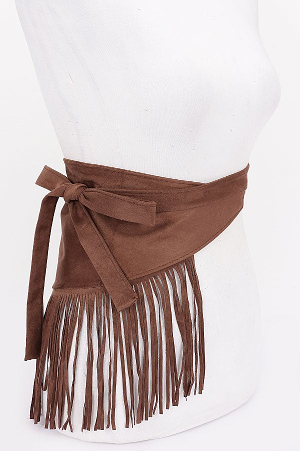 Festival-ready fringe waist belt in western brown

