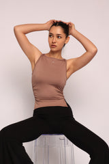 Sleeveless boat neck rib top
