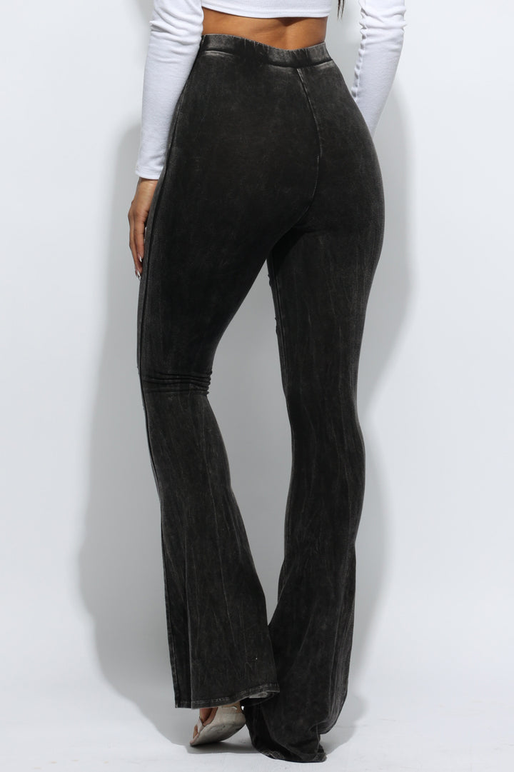 Mineral washed pants