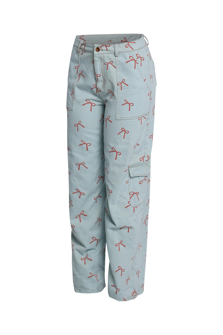 Mid rise light denim pants with red ribbon print and structured fit
