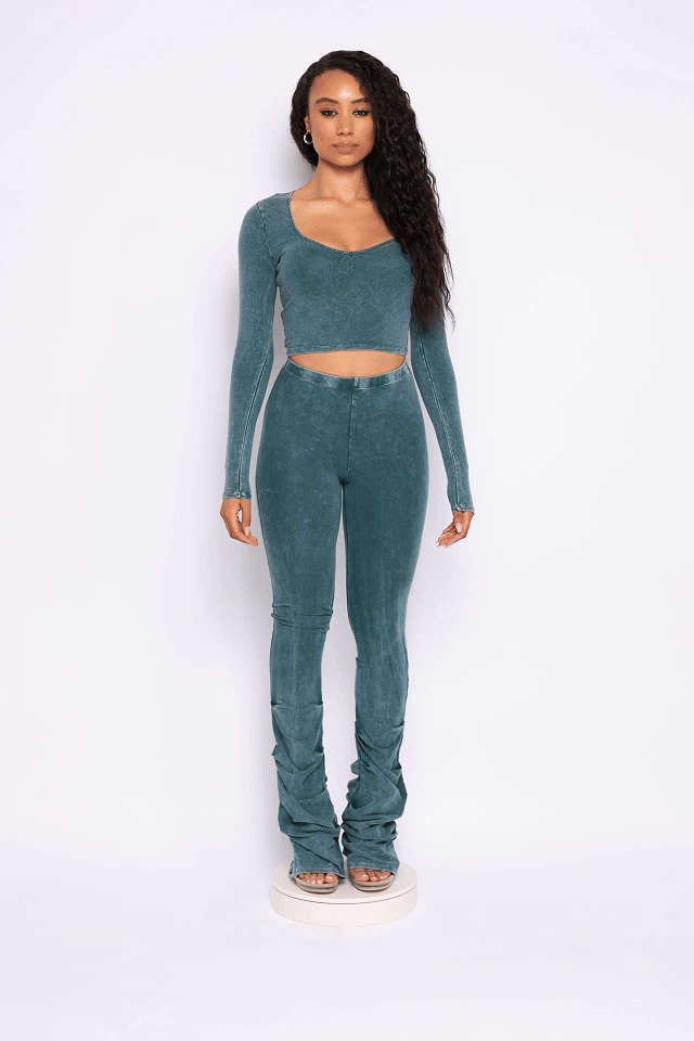 Vintage Vibe Ruched Flare Leggings