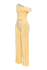 Color contrast detailed off shoulder SET.