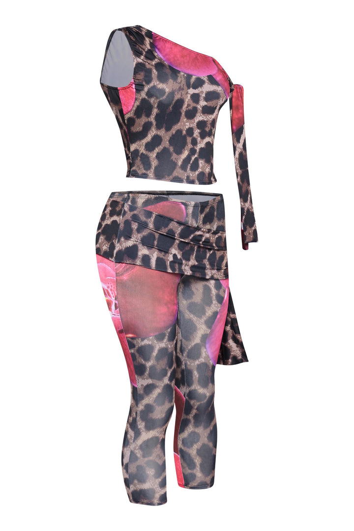Back view of pink animal print 2-piece outfit with elastic waist and floral detail

