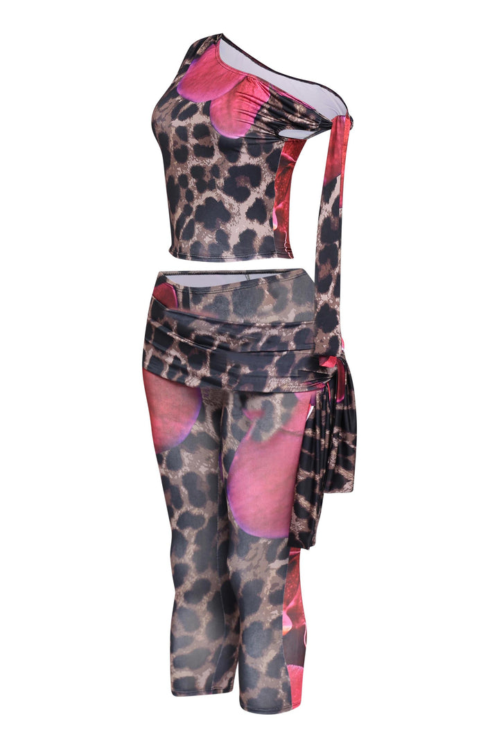 Feminine pink leopard flower set with bold mixed print and curve-hugging cropped top

