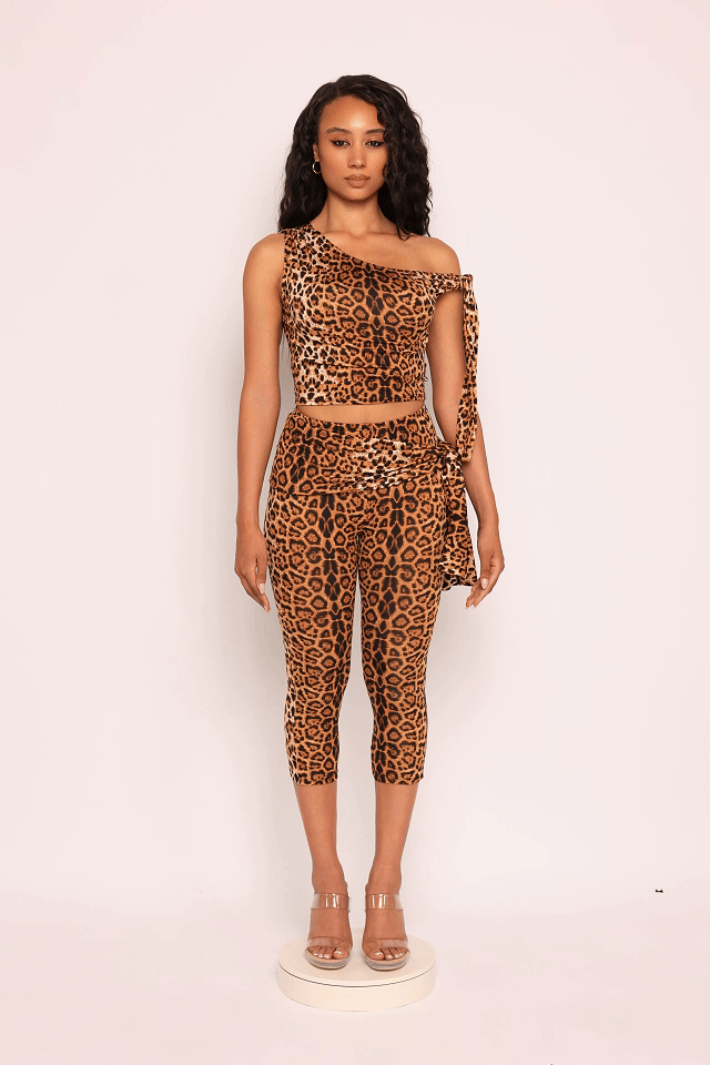 One shoulder tied detailed capri leggings set