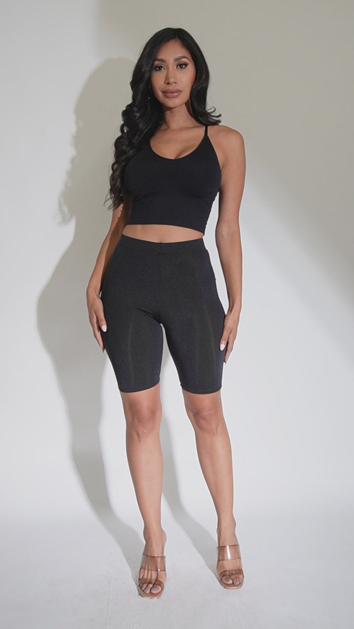 Highwaisted shiny nylon biker shorts
